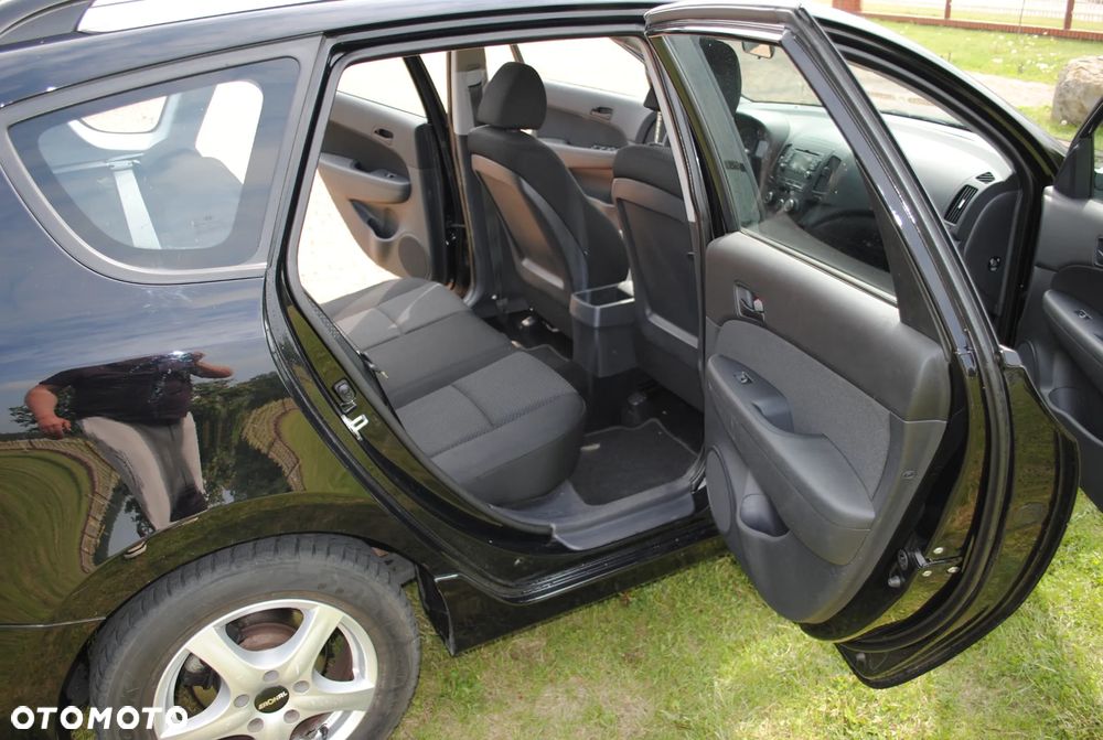 Hyundai i30 i30cw 1.6 CRDi Edition 20 - 20