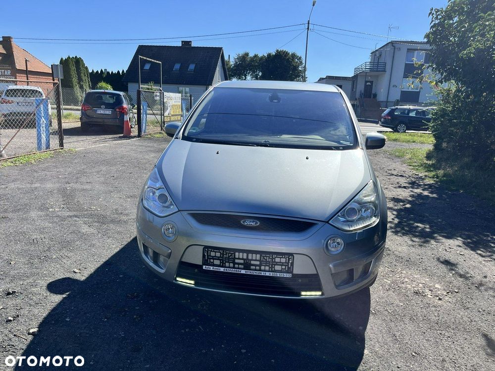 Ford S-Max - 8