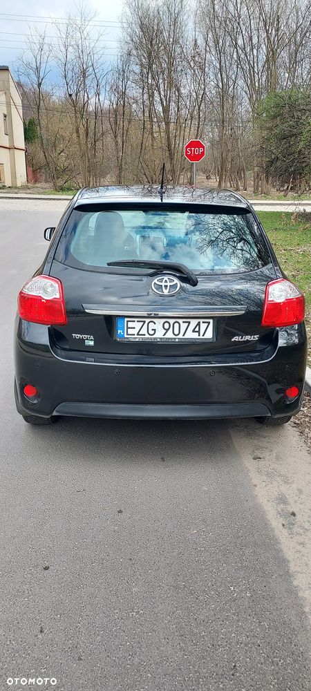 Toyota Auris 1.6 Premium - 5