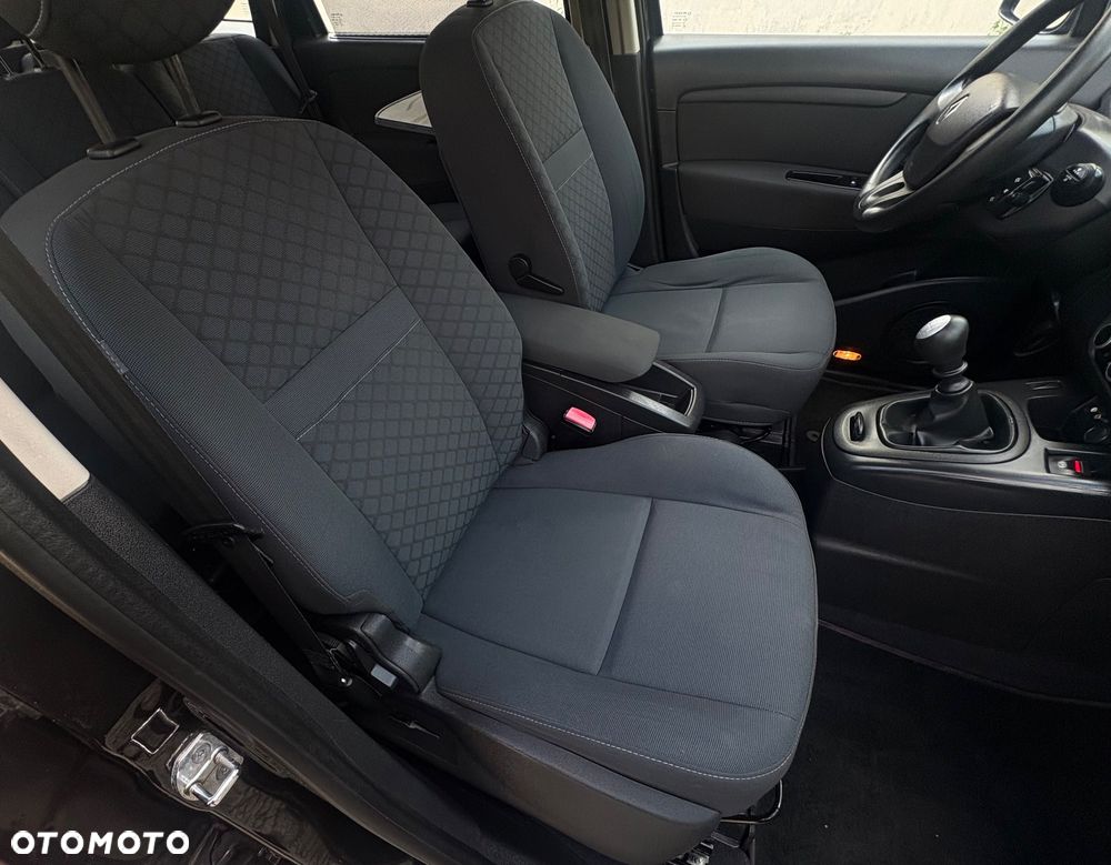 Renault Grand Scenic 1.6 16V 110 Paris - 12