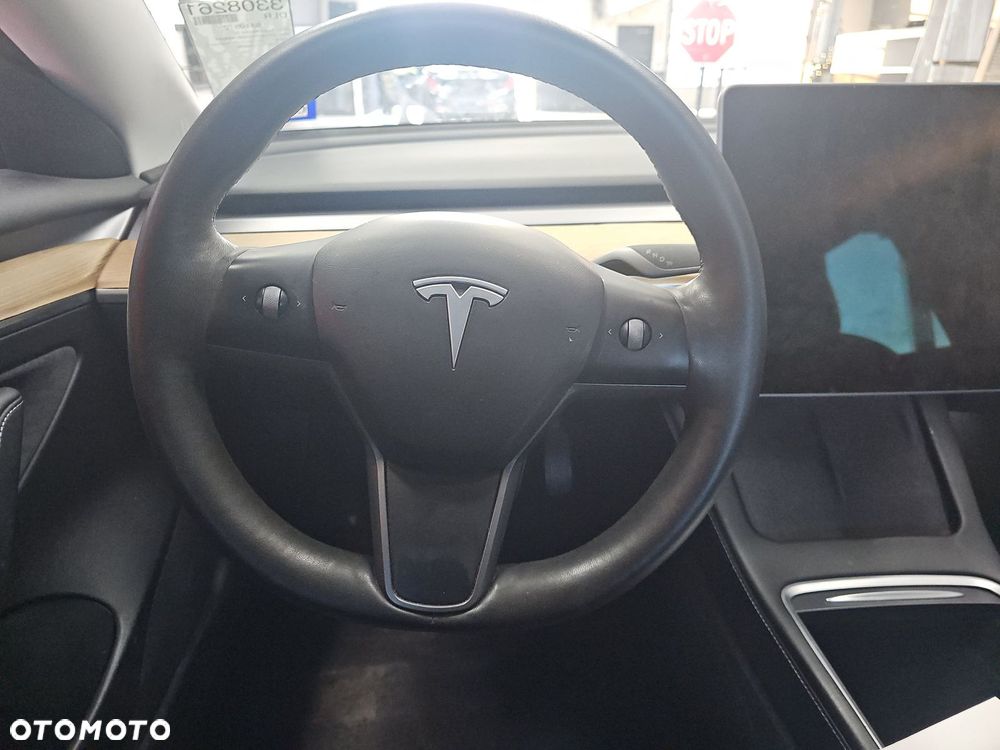 Tesla Model 3 Long Range AWD - 10