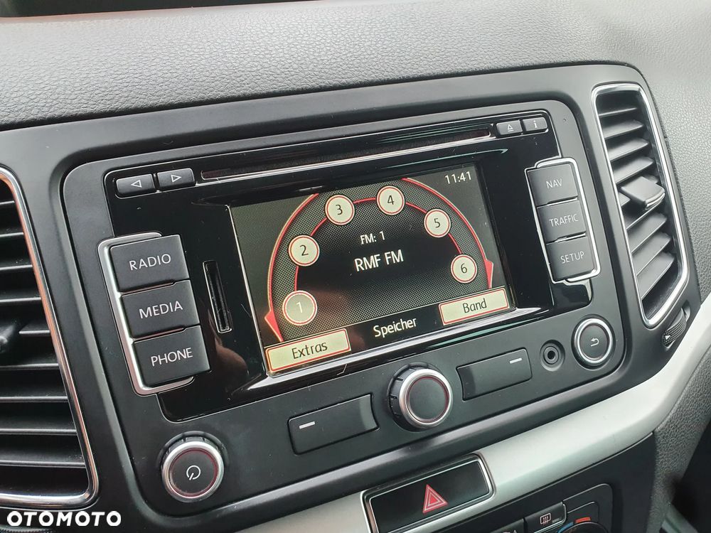 Volkswagen Sharan 2.0 TDI Blue Motion Comfortline - 16