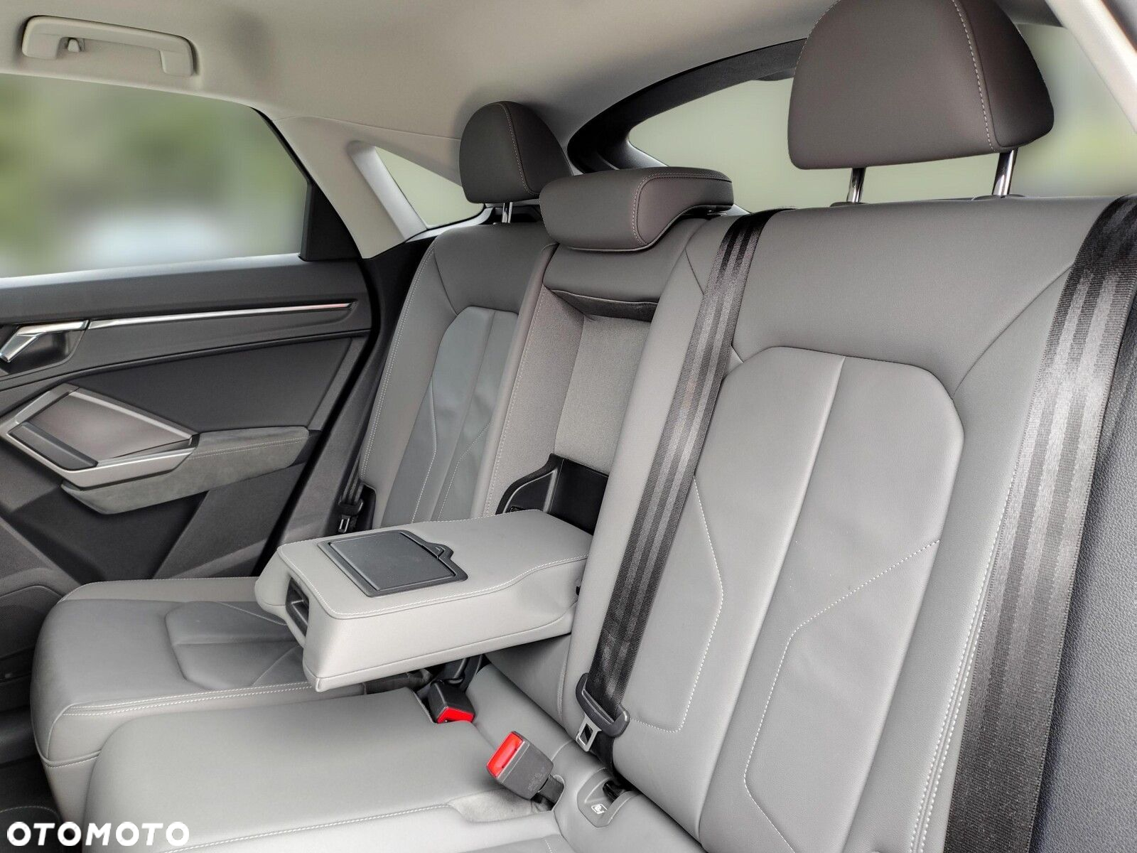 Audi Q3 Sportback - 16