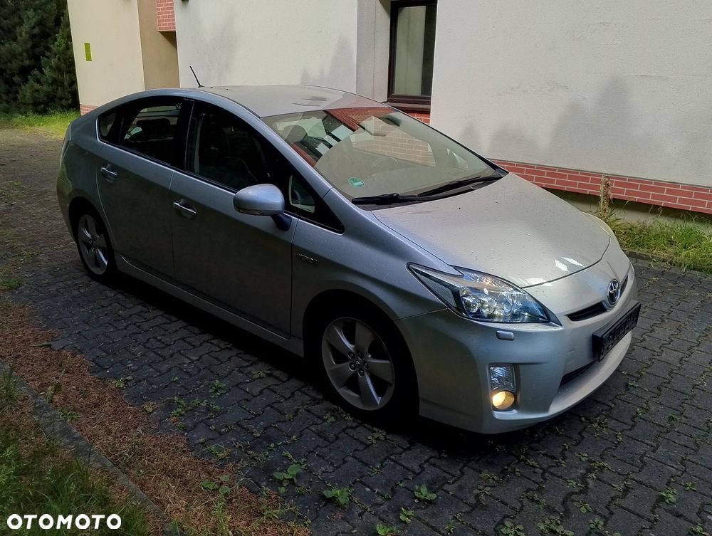 Toyota Prius - 8