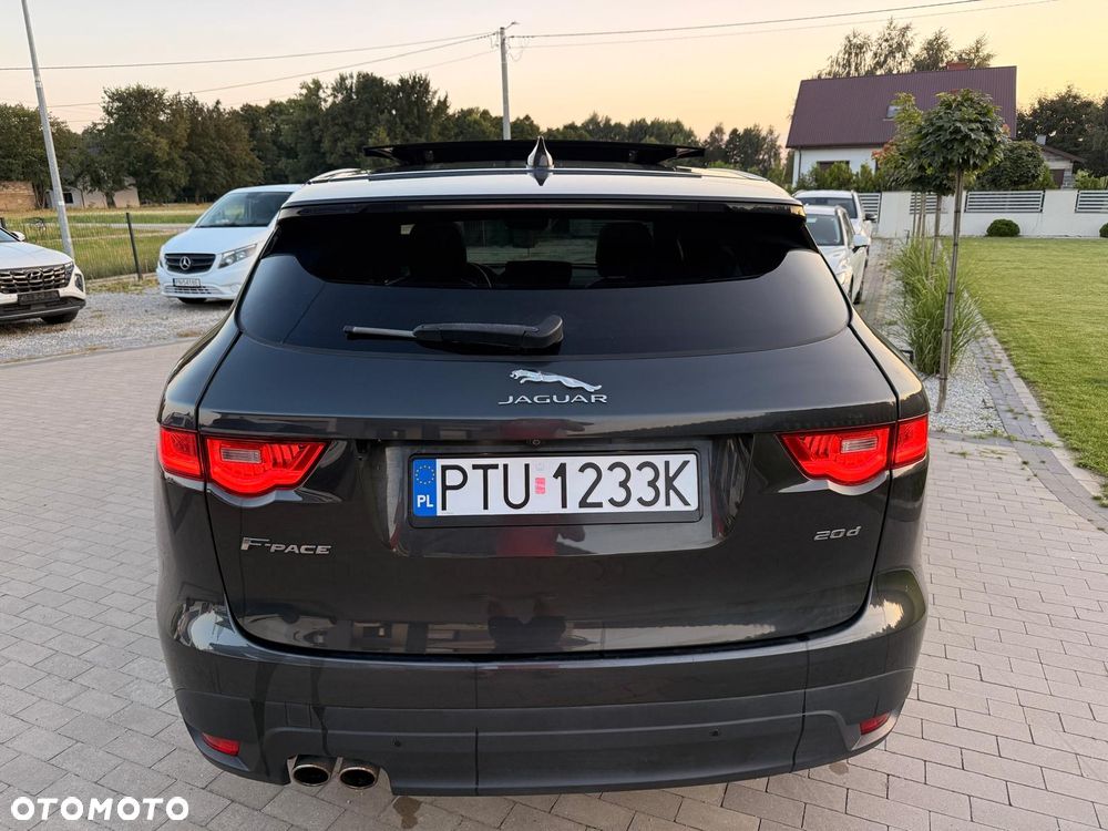 Jaguar F-Pace 20d Prestige - 7