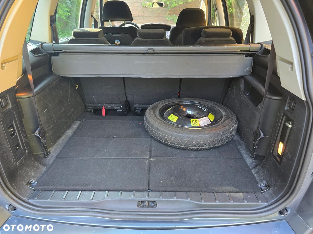 Citroën C4 Grand Picasso 2.0 HDi FAP 7-Sitzer Exclusive - 11