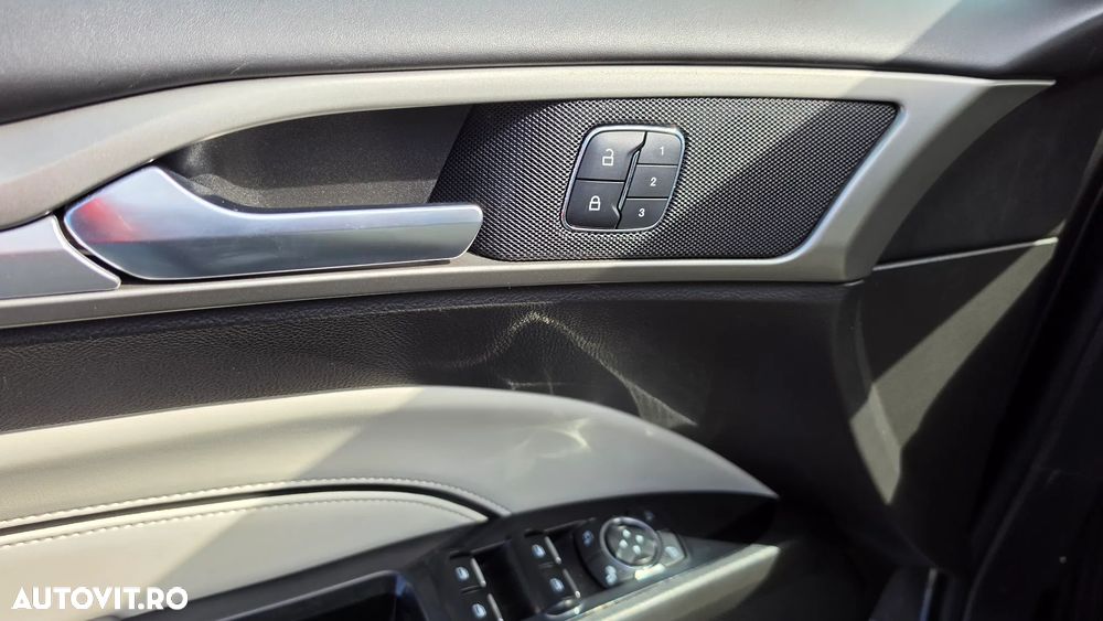 Ford Mondeo 2.0 Ti-VCT VIGNALE - 22