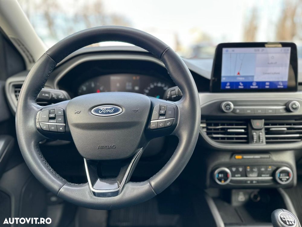 Ford Focus 1.5 EcoBlue Connected - 25
