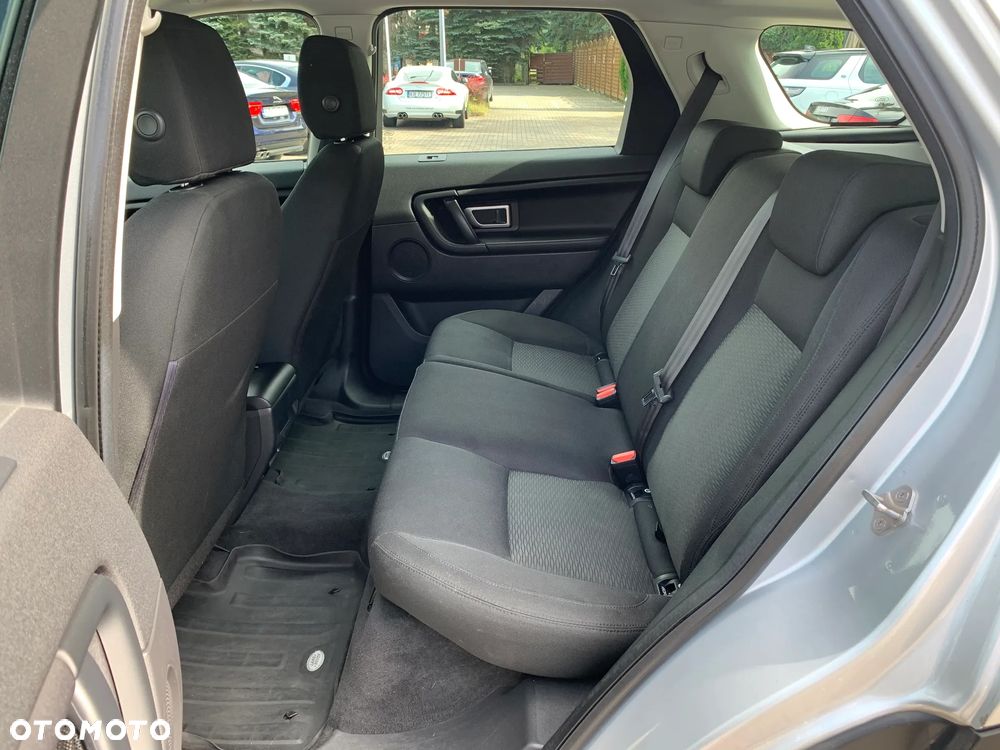 Land Rover Discovery Sport 2.0 TD4 Pure - 16