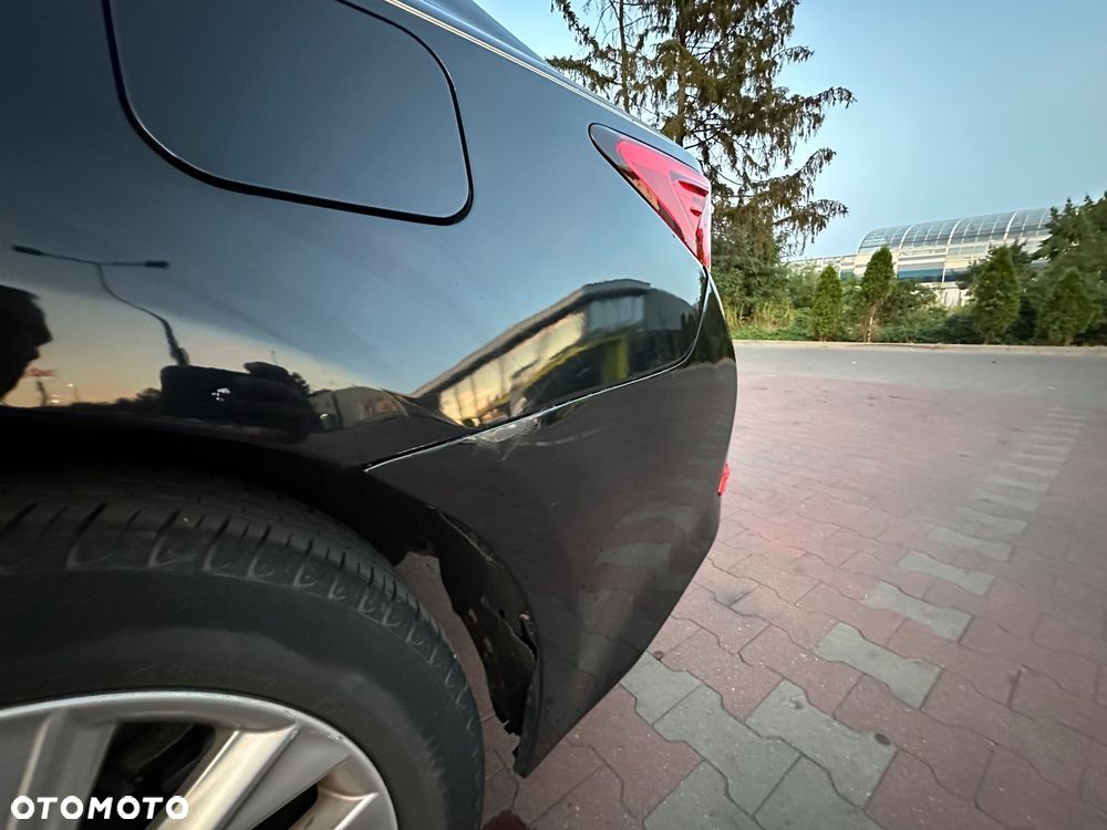 Lexus ES 300h Business Edition - 13