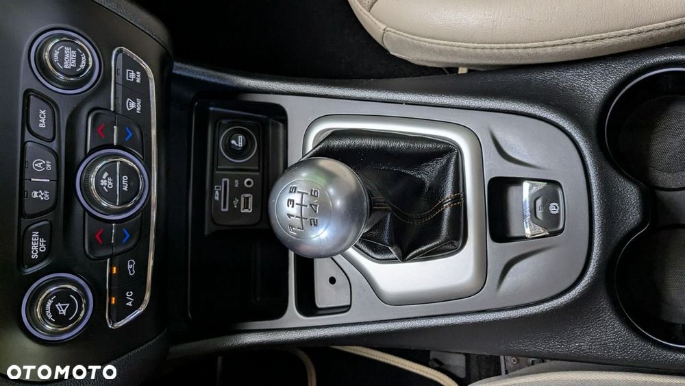 Jeep Cherokee 2.0 Multijet Limited - 32