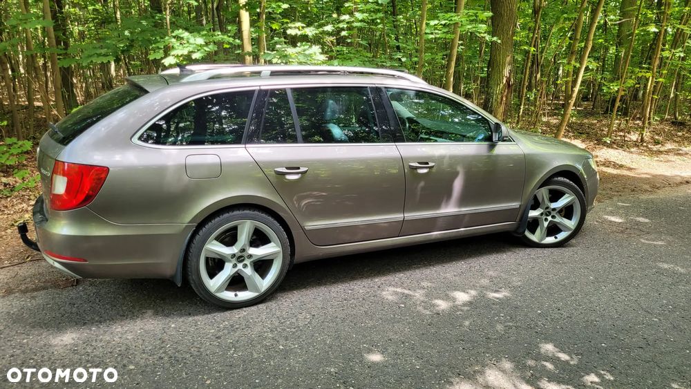 Skoda Superb 2.0 TDI 4x4 Family - 3