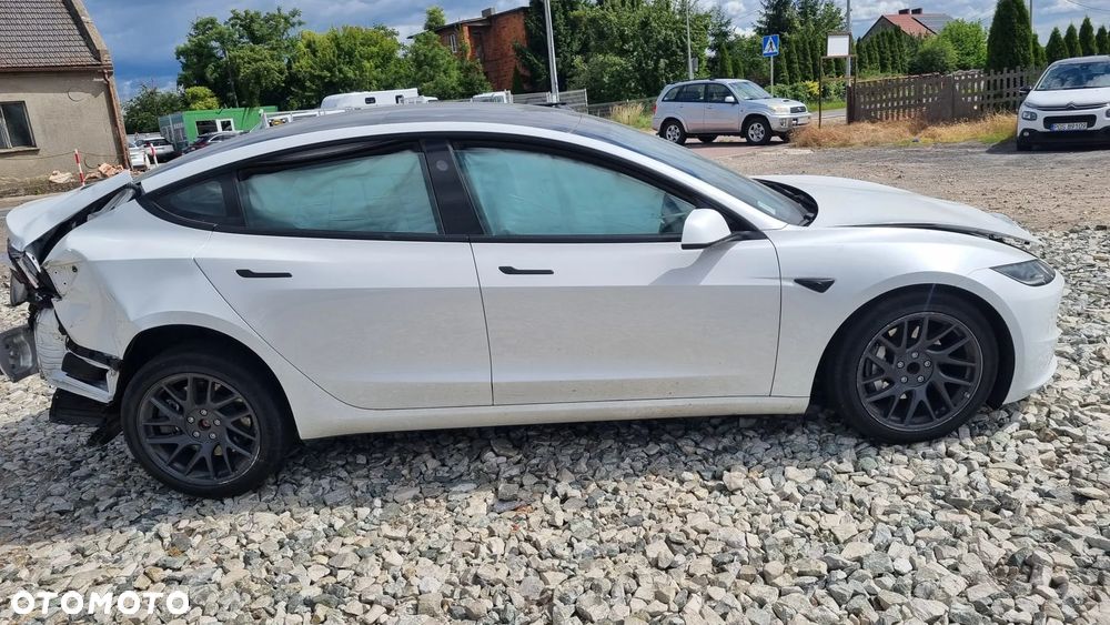 Tesla Model 3 Standard Hinterradantrieb - 15
