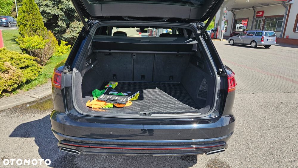 Volkswagen Touareg 3.0 V6 TDI 4Motion R-Line - 6