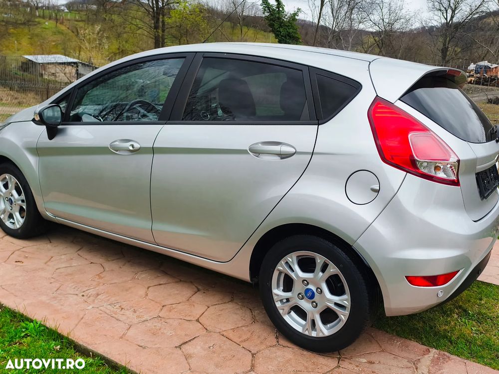Ford Fiesta - 16