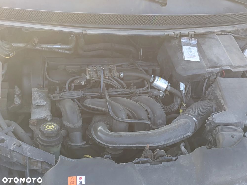 Ford Focus 1.6 Trend EU5 - 13