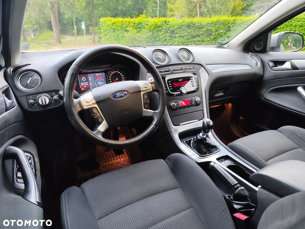 Ford Mondeo 2.0 TDCi Business Edition - 22