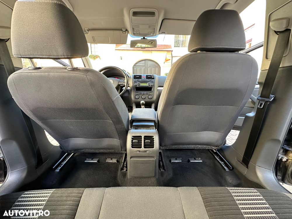 Volkswagen Golf - 14