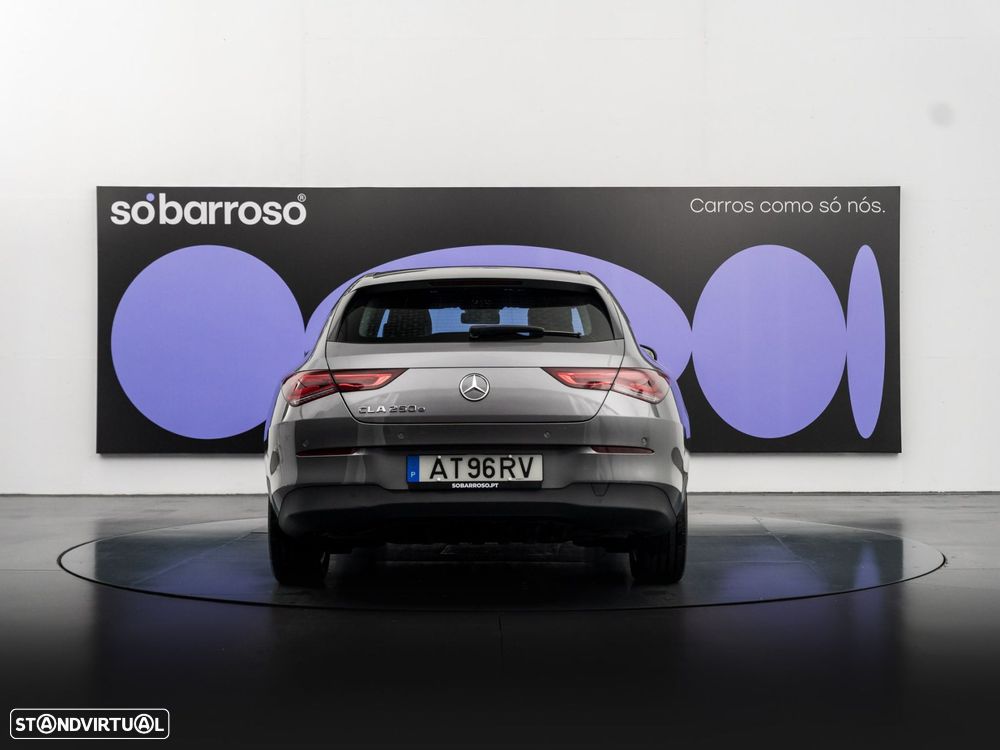 Mercedes-Benz CLA 250 e Shooting Brake Style Plus - 5