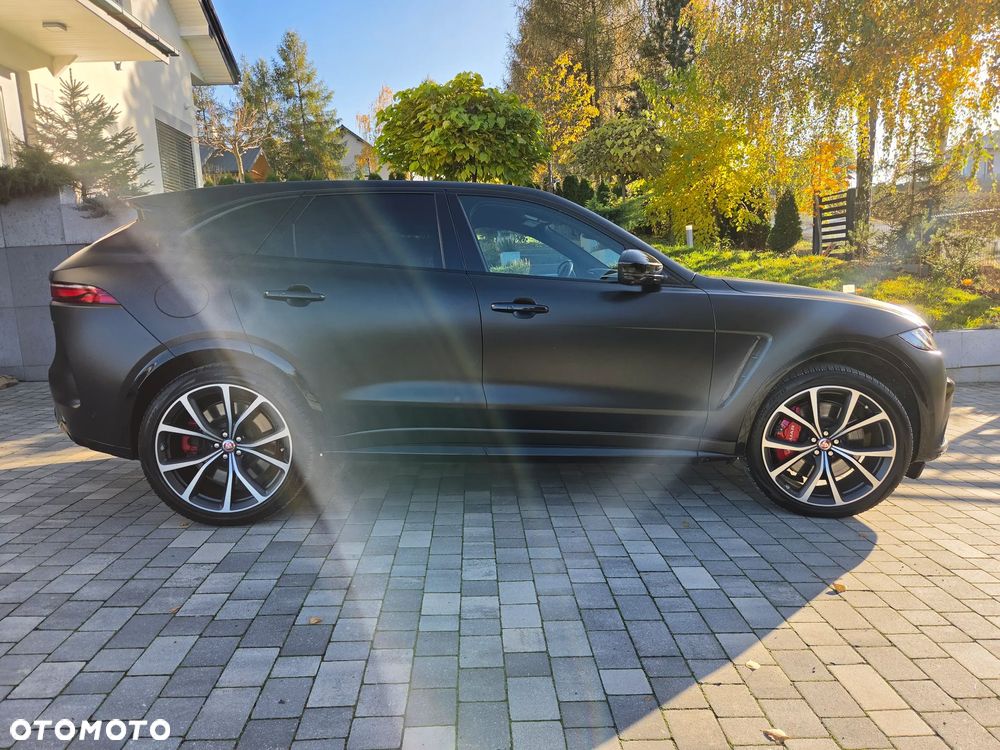 Jaguar F-Pace 5.0 V8 P550 AWD SVR - 11