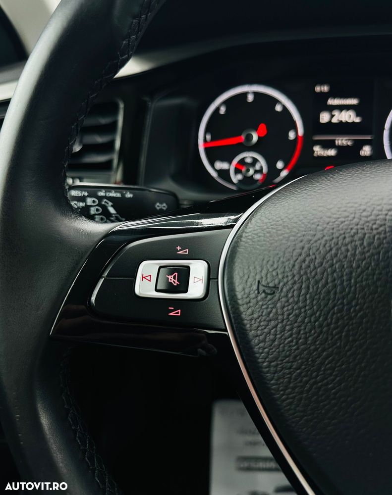 Volkswagen Polo 1.6 TDI SCR Comfortline - 29