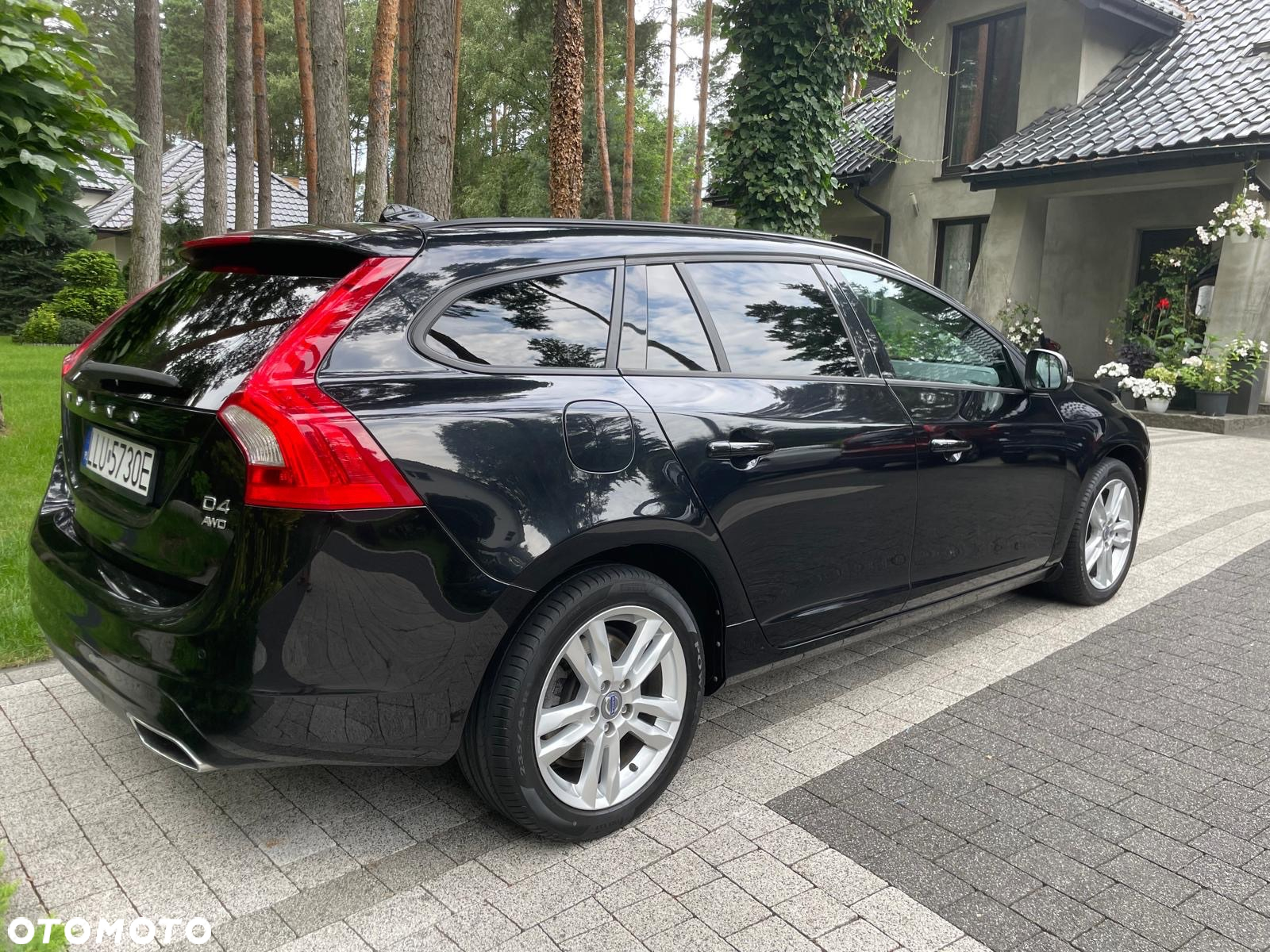 Volvo V60 D4 AWD - 6