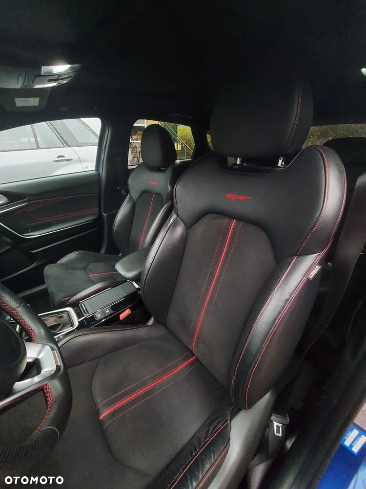 Kia ProCeed 1.6 T-GDI GT DCT - 11