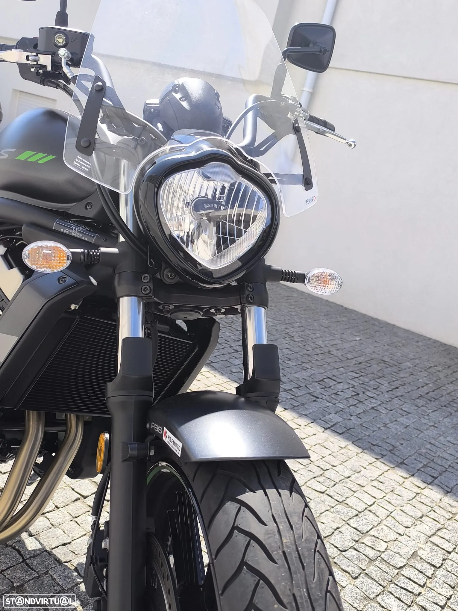 Kawasaki Vulcan S - 15