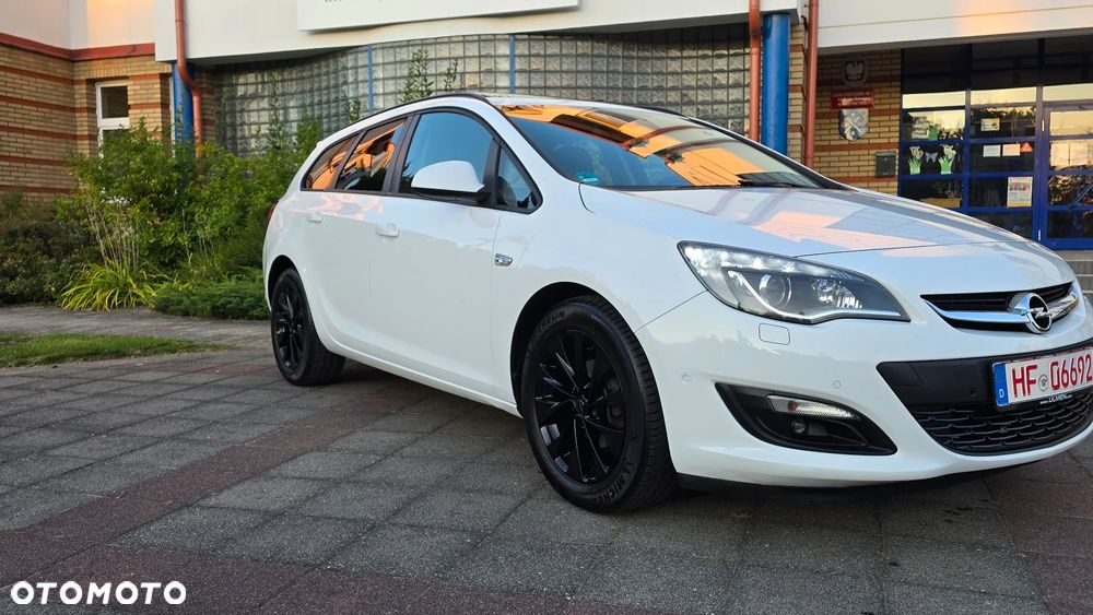 Opel Astra - 35