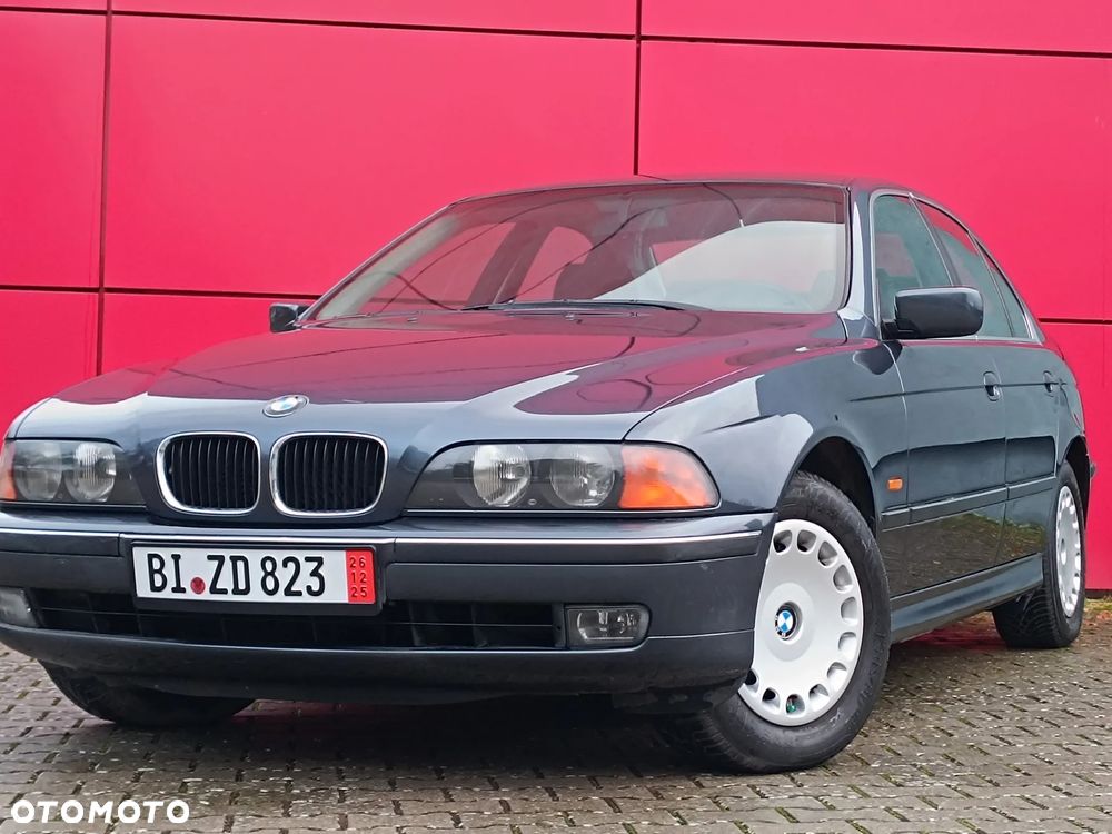 BMW Seria 5 523i - 10