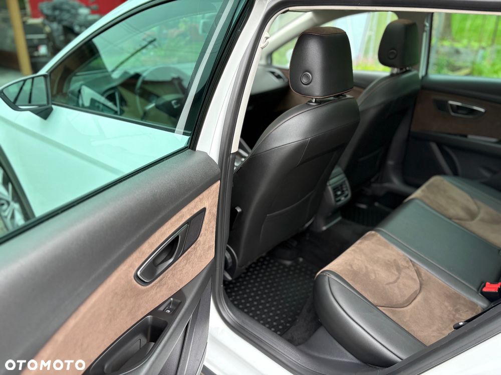 Seat Leon 2.0 TDI DPF Start&Stop DSG XCELLENCE - 20