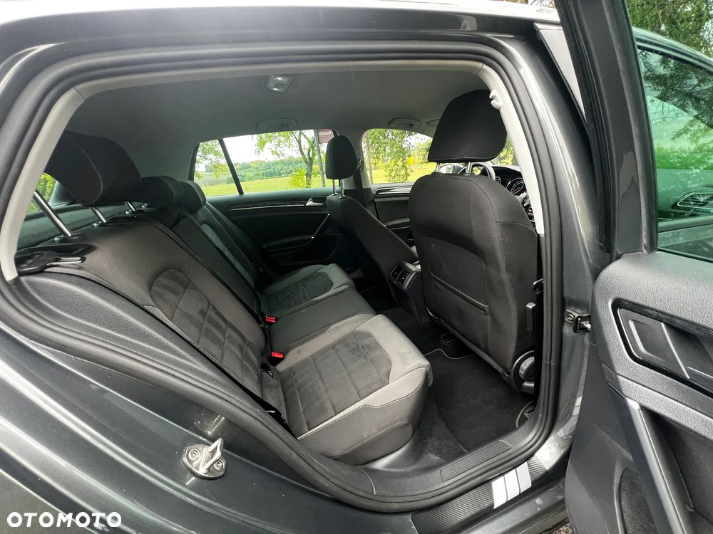 Volkswagen Golf 1.5 TSI ACT OPF DSG Highline - 12