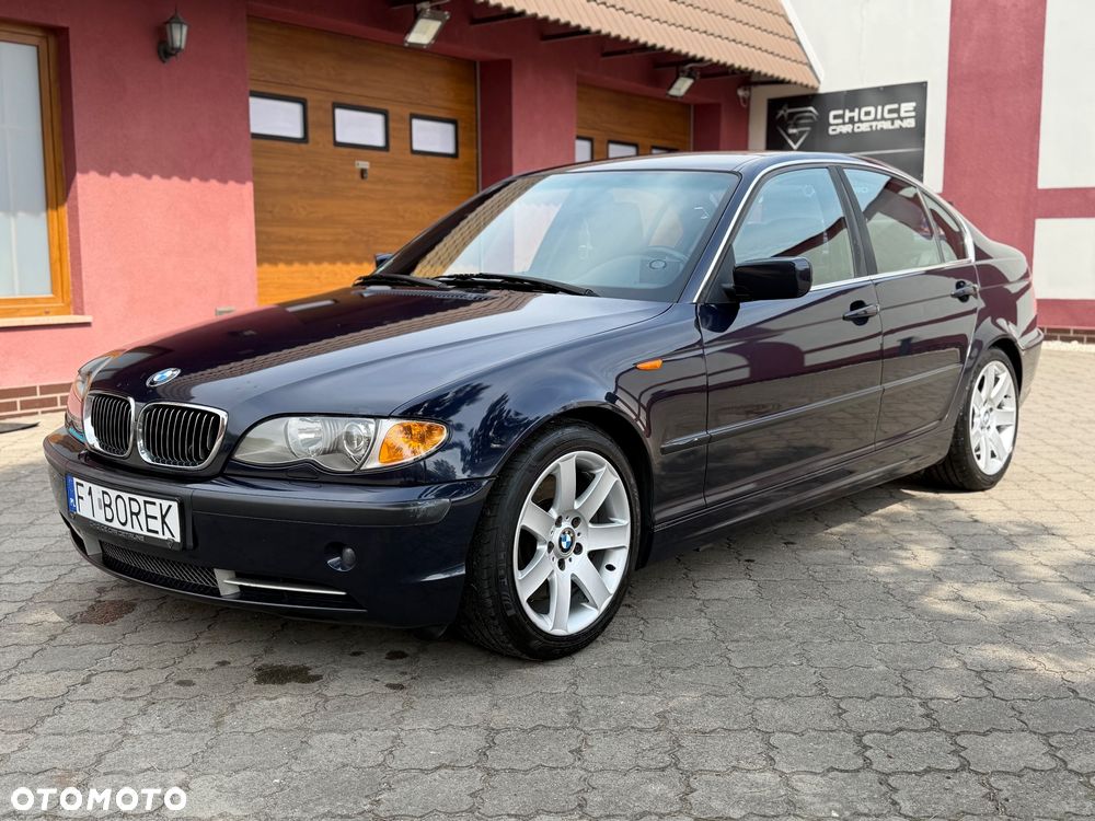 BMW Seria 3 330i Edition Exclusive - 1