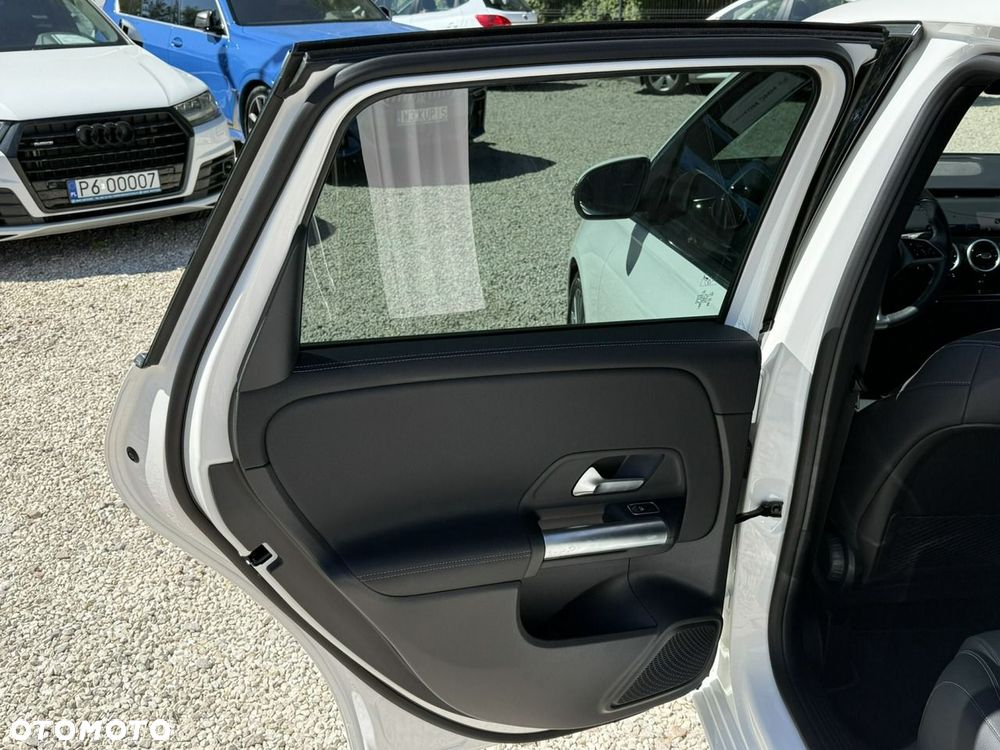Mercedes-Benz Klasa B 220 d 8G-DCT Progressive Advanced - 14
