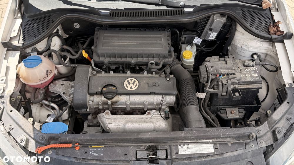 Volkswagen Polo 1.4 16V Comfortline - 15