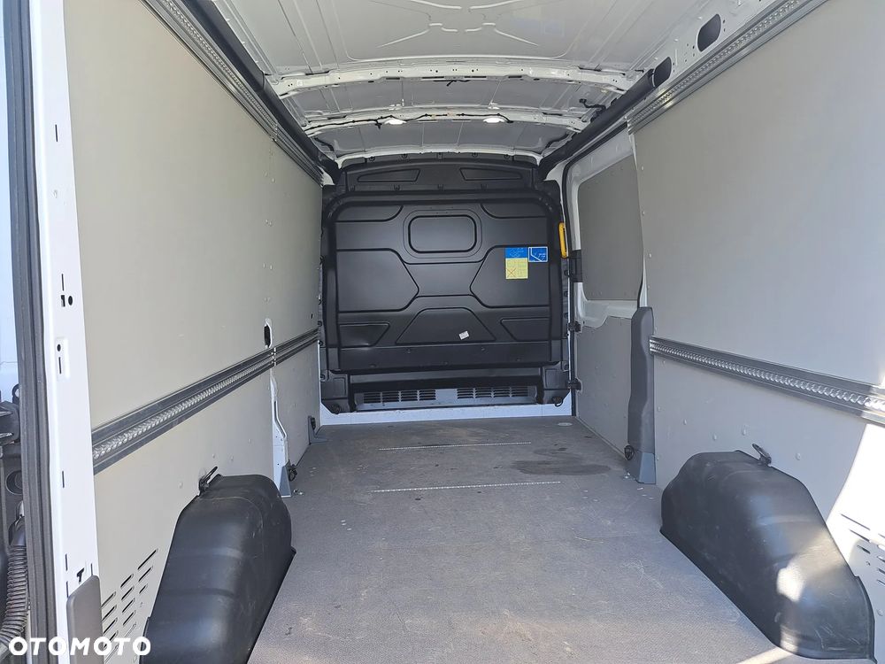 Ford Transit L3H2 - 7