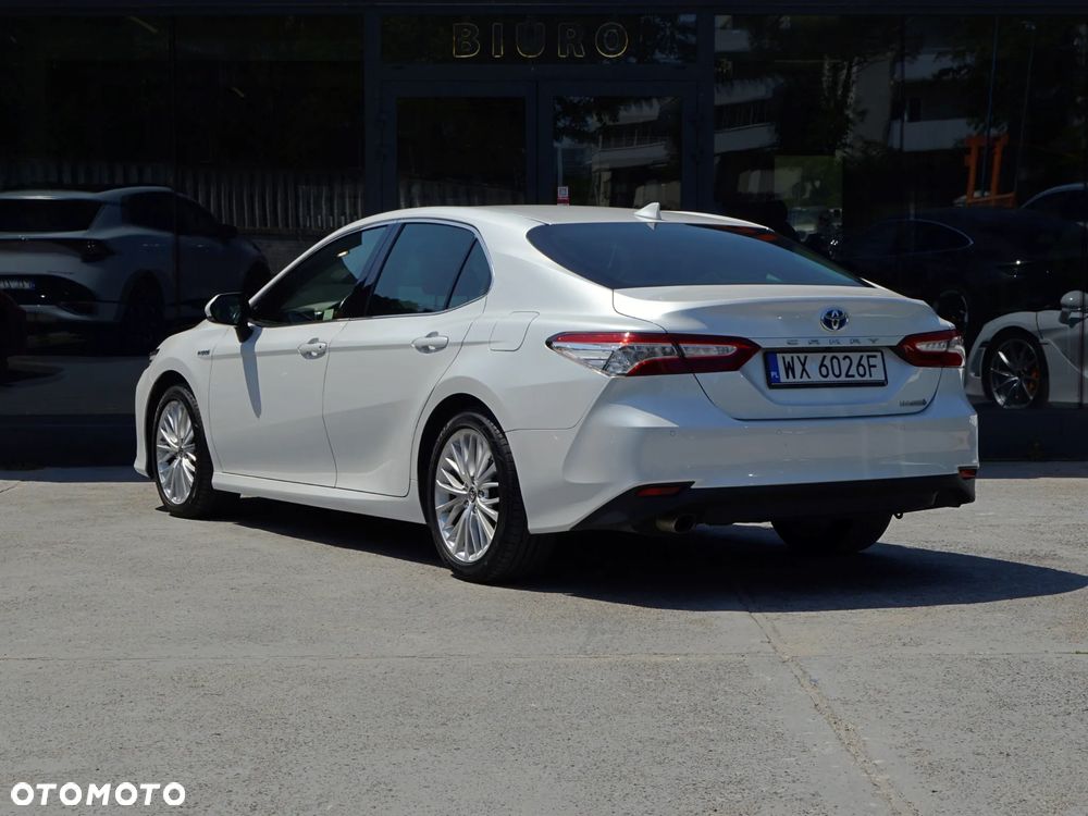 Toyota Camry 2.5 Hybrid Executive CVT - 5