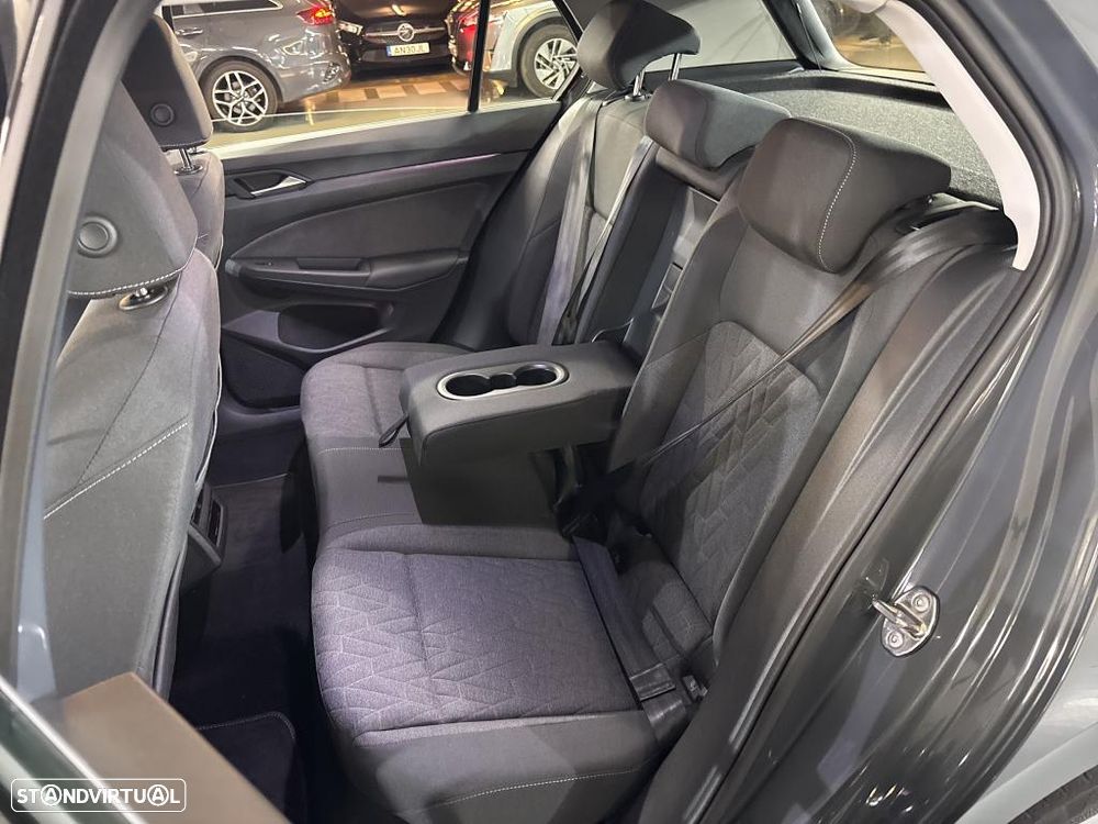VW Golf 1.5 TSI e-Hybrid Life DSG - 9