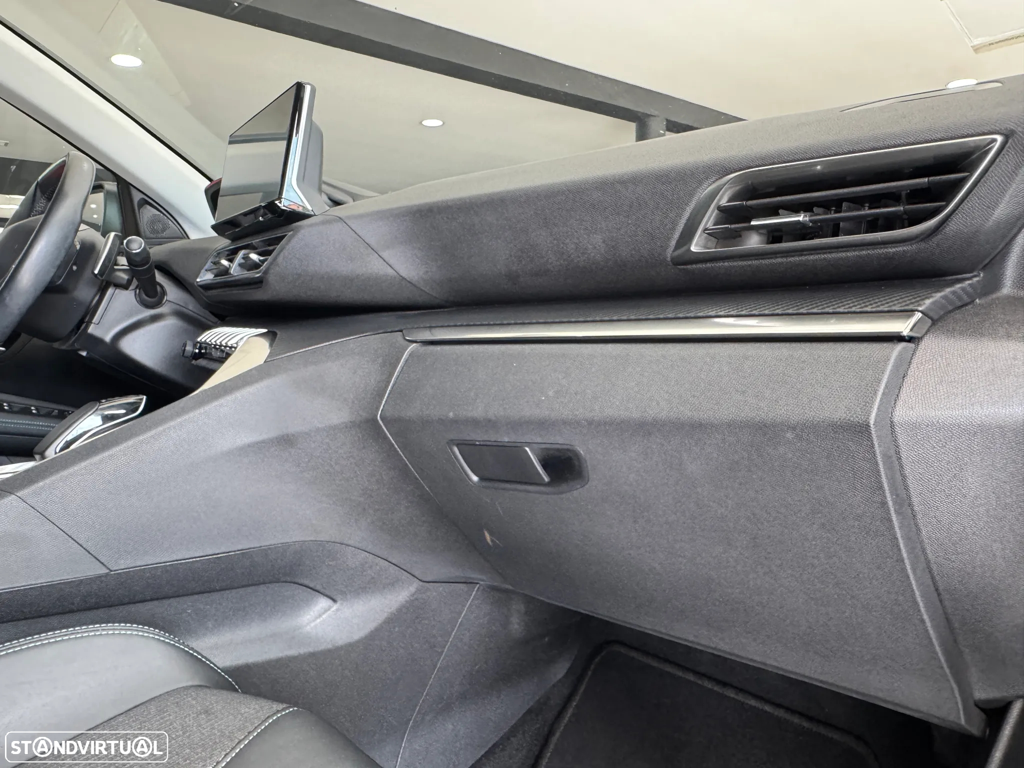 Peugeot 3008 1.6 Hybrid Allure Pack e-EAT8 - 9