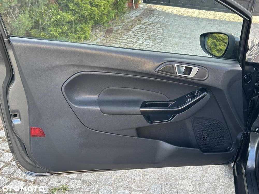 Ford Fiesta - 26