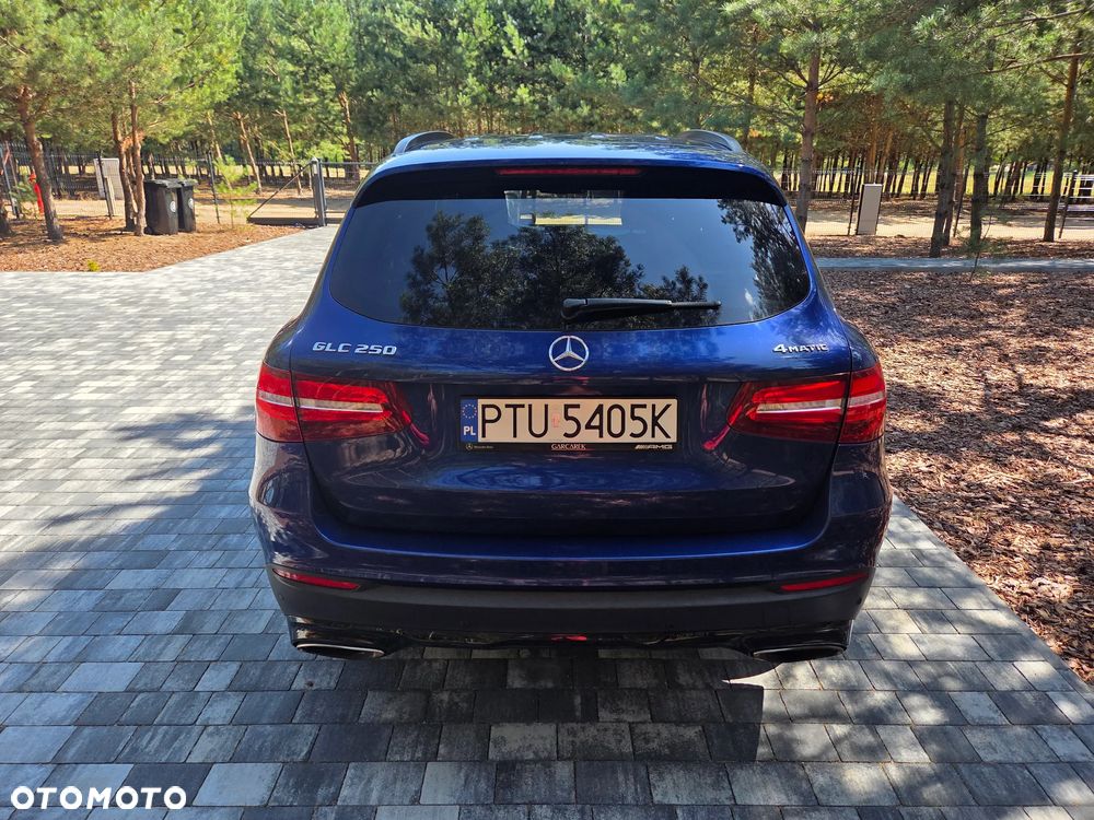 Mercedes-Benz GLC - 8