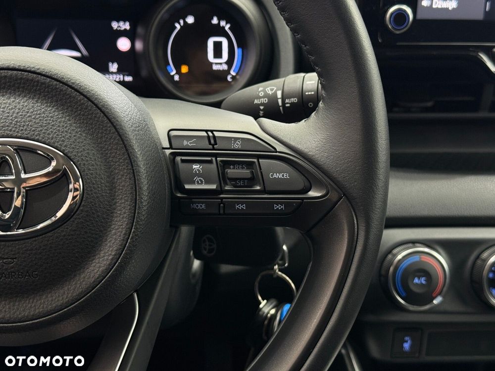 Toyota Yaris 1.5 Comfort - 23