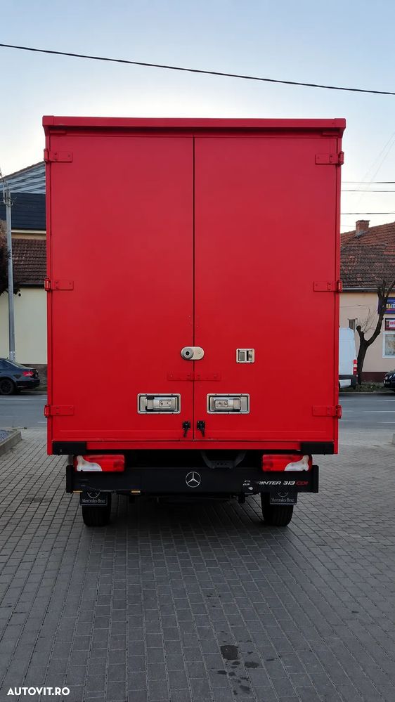 Mercedes-Benz Sprinter - 12