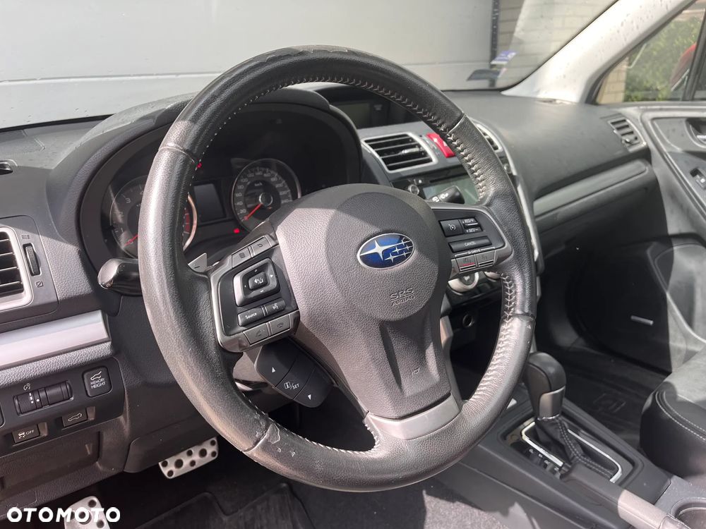 Subaru Forester 2.0 XT Platinum Lineartronic - 16