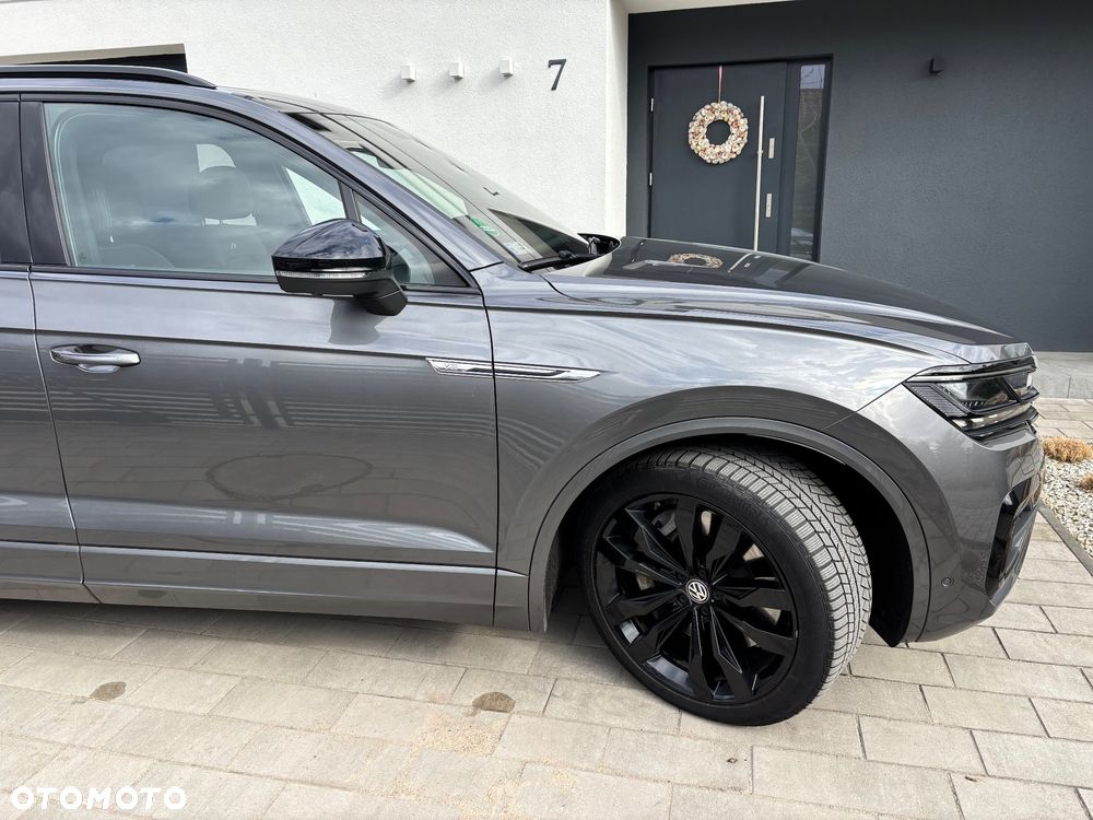 Volkswagen Touareg 4.0 V8 TDI SCR 4Mot R-Line - 11