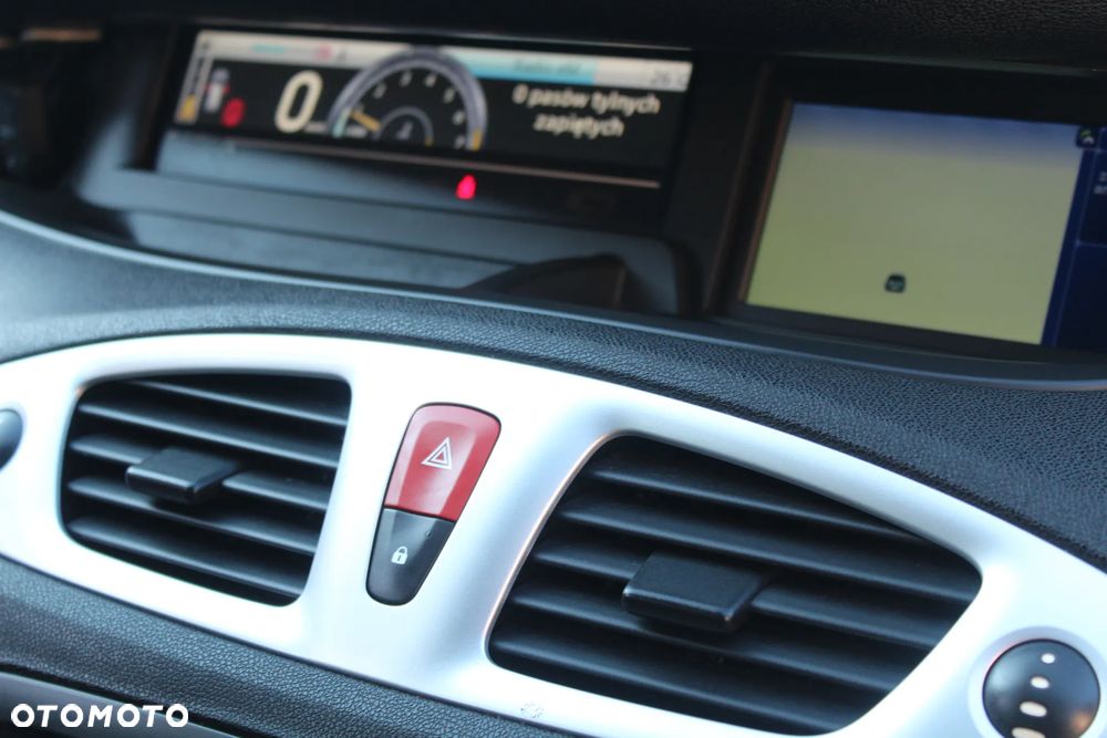 Renault Scenic - 27