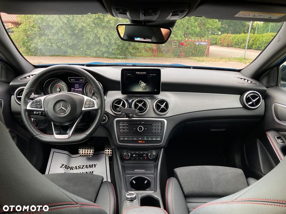 Mercedes-Benz GLA 250 7G-DCT AMG Line - 16