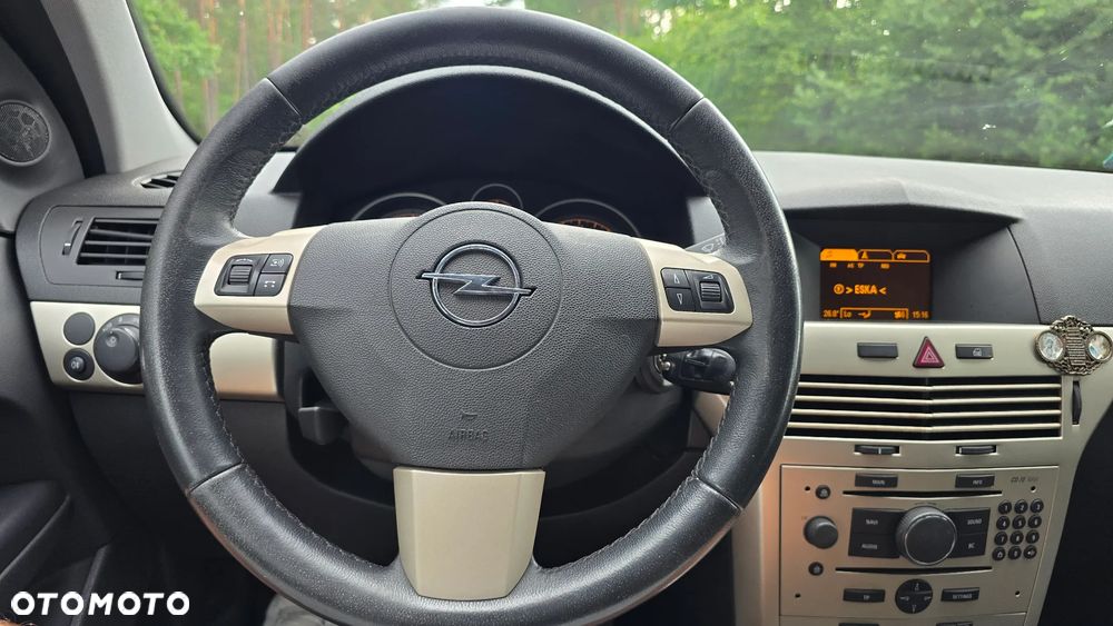 Opel Astra 1.9 CDTI - 14