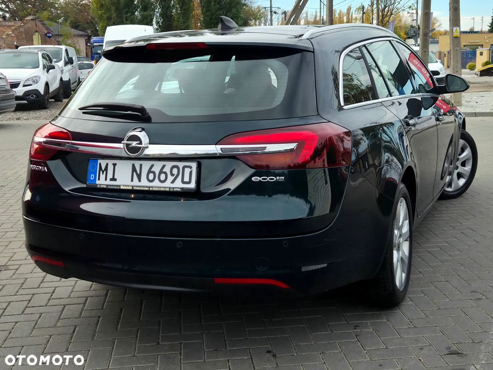 Opel Insignia 1.6 T Executive S&S - 12