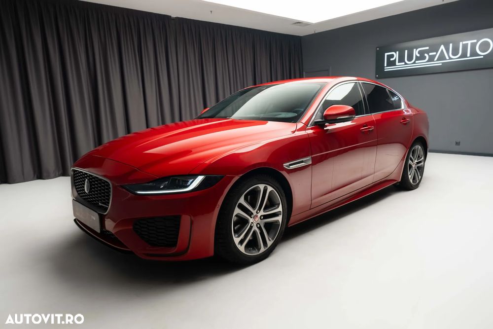 Jaguar XE 2.0 AWD Portfolio - 6
